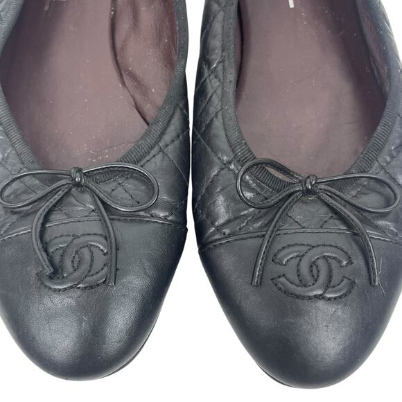 Chanel Cap Toe CC Logo Bow Quilted Leather Ballet Flats Black Size 40 - Picture 4 of 12